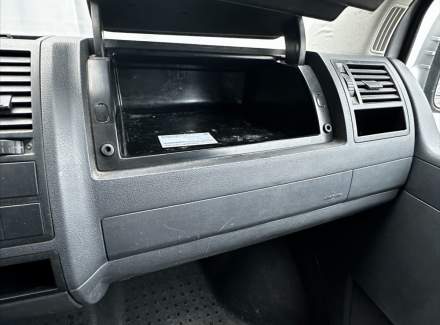 Volkswagen - Caravelle