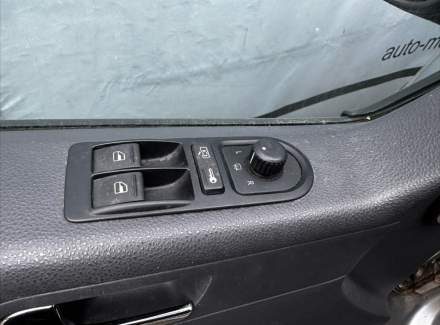 Volkswagen - Caravelle