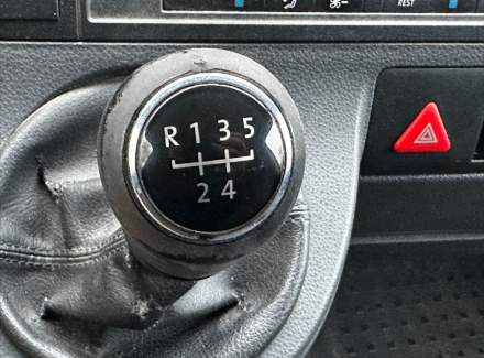 Volkswagen - Caravelle