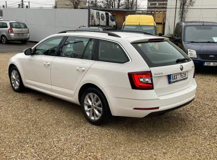Škoda - Octavia
