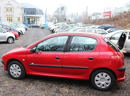Peugeot - 206