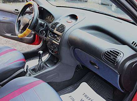 Peugeot - 206