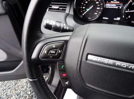 Land Rover - Range Rover Evoque