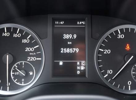 Mercedes-Benz - Vito