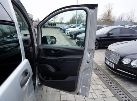 Mercedes-Benz - Vito