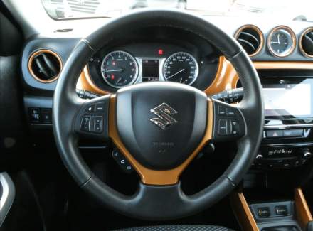 Suzuki - Vitara