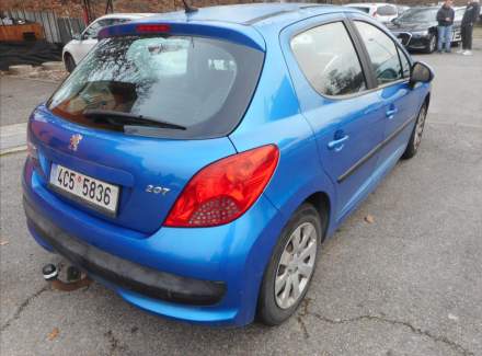 Peugeot - 207