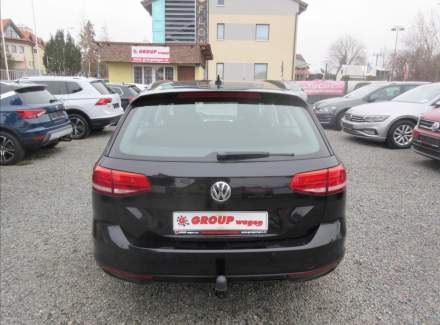 Volkswagen - Passat