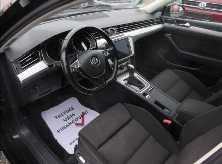Volkswagen - Passat