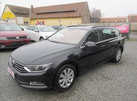 Volkswagen - Passat