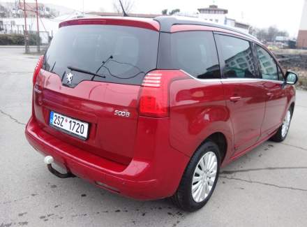 Peugeot - 5008