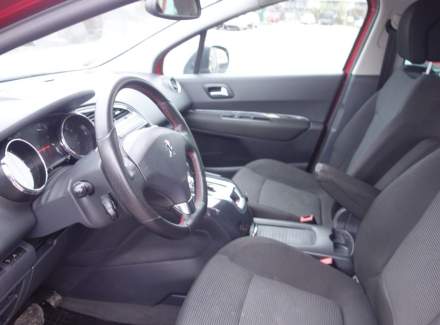 Peugeot - 5008