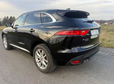Jaguar - F-Pace