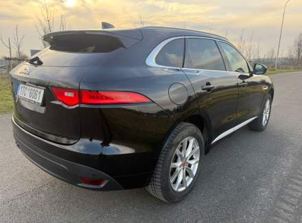 Jaguar - F-Pace