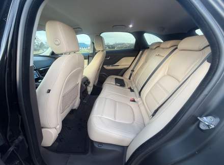 Jaguar - F-Pace