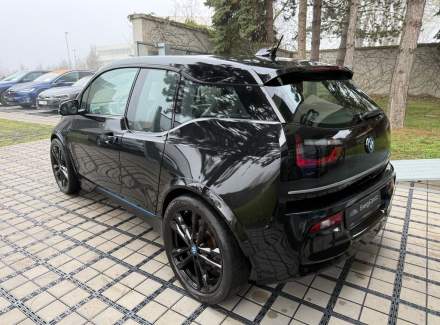 BMW - i3