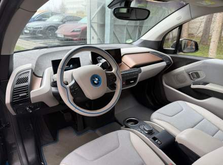 BMW - i3