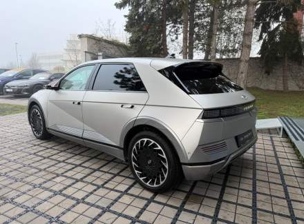 Hyundai - IONIQ 5