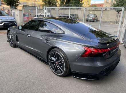 Audi - RS E-tron GT
