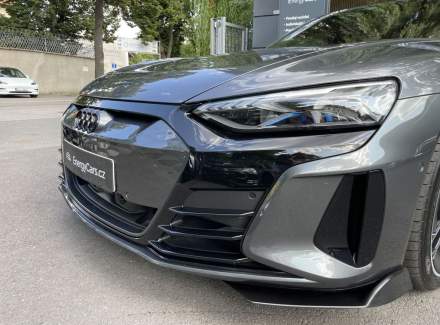 Audi - RS E-tron GT