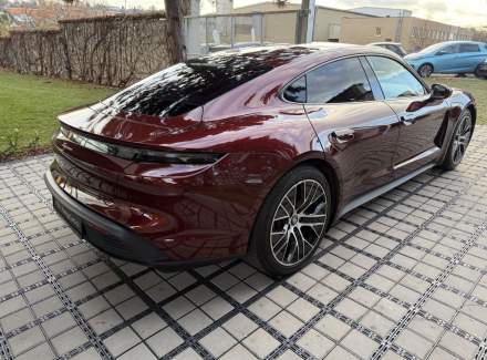 Porsche - Taycan