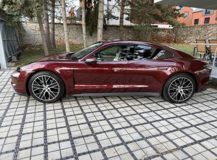 Porsche - Taycan
