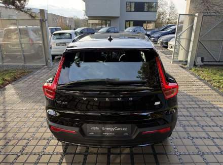 Volvo - XC40