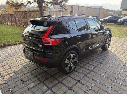 Volvo - XC40