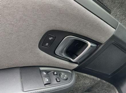 BMW - i3