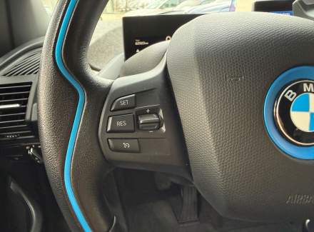 BMW - i3