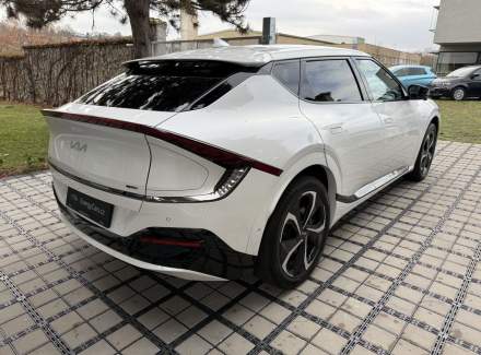 Kia - EV6