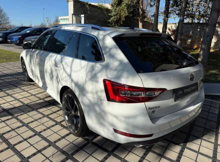 Škoda - Superb