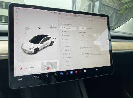 Tesla - Model 3