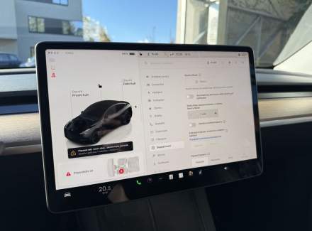 Tesla - Model Y