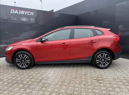 Volvo - V40