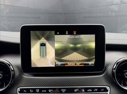 Mercedes-Benz - V-class