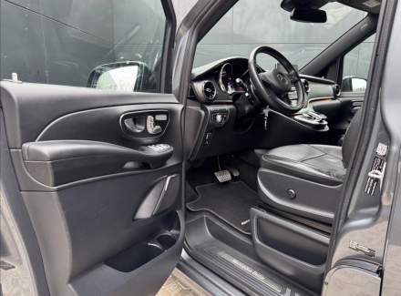 Mercedes-Benz - V-class