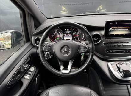 Mercedes-Benz - V-class