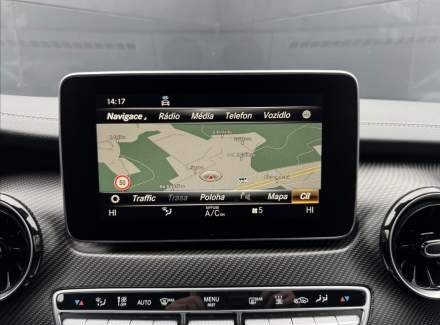 Mercedes-Benz - V-class