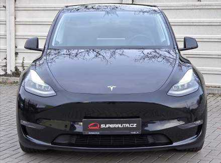 Tesla - Model Y