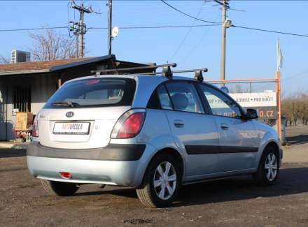 Kia - Rio