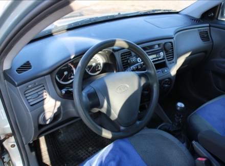 Kia - Rio