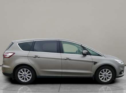 Ford - S-MAX