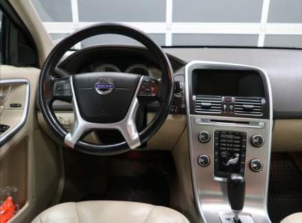 Volvo - XC60