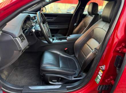 Jaguar - XF