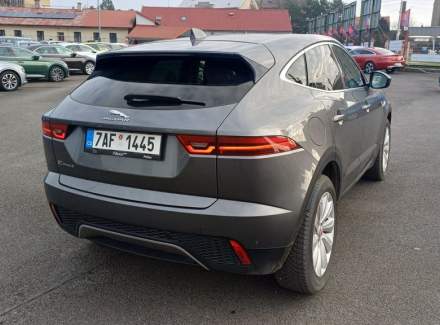 Jaguar - F-Pace