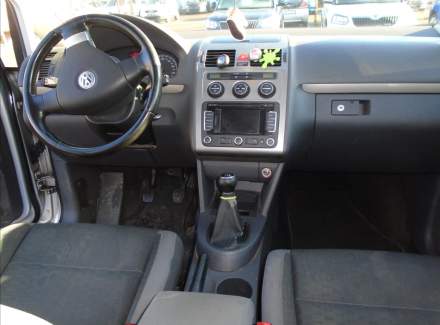 Volkswagen - Touran