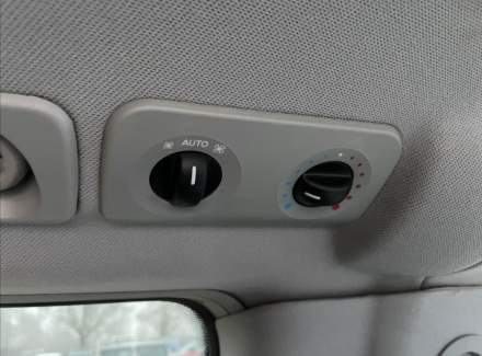 Mercedes-Benz - Viano