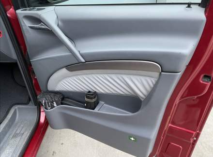 Mercedes-Benz - Viano