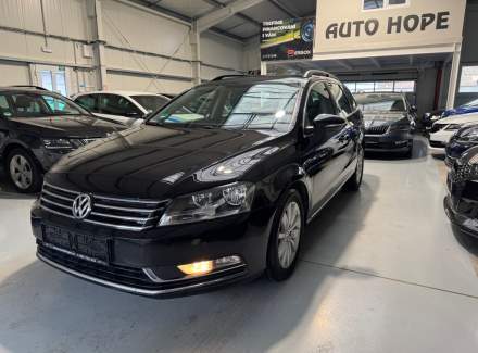 Volkswagen - Passat